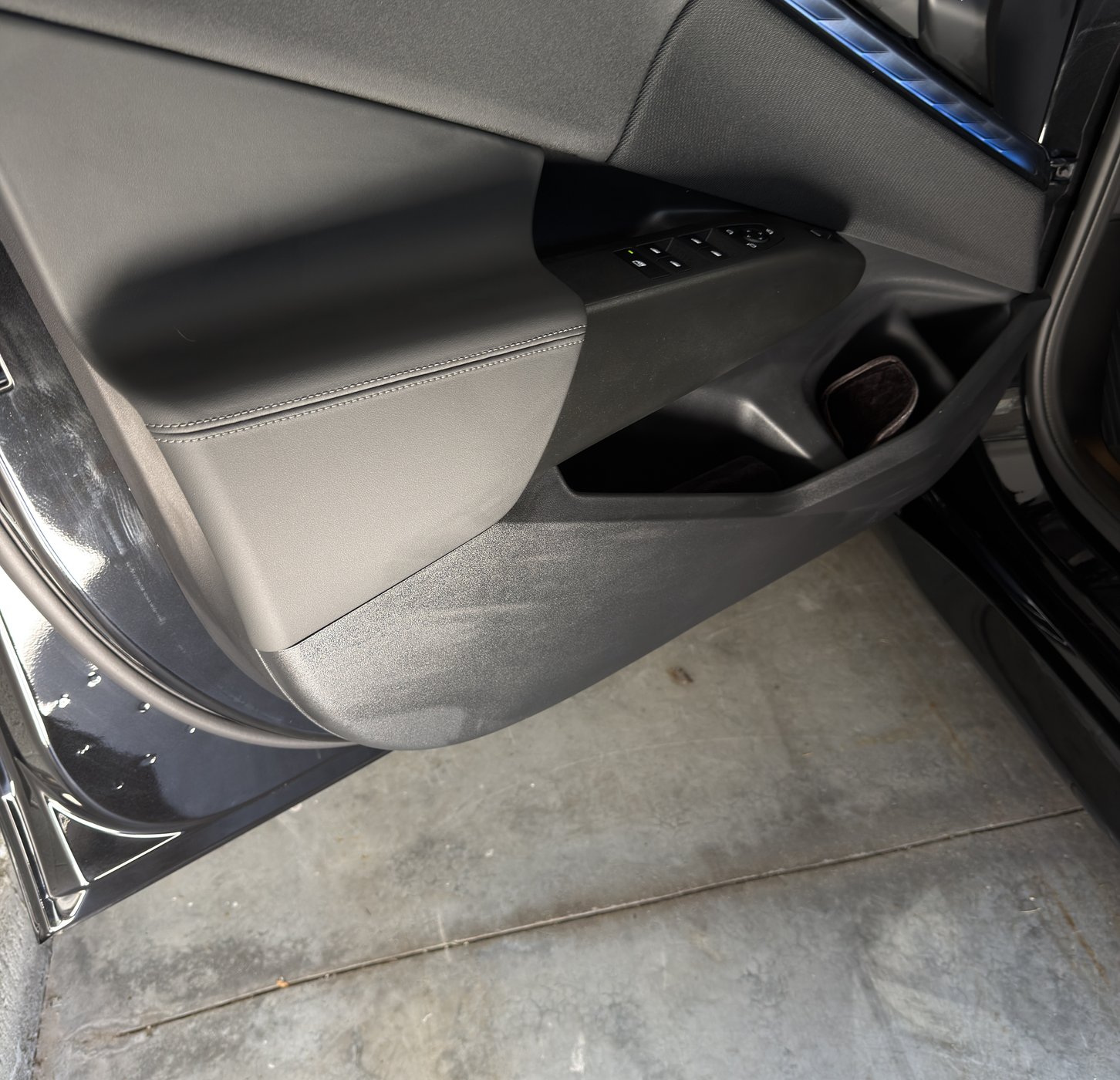 Paint correction and detailing in Waterdown Ontario